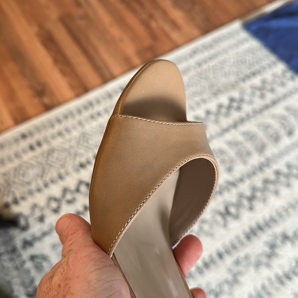 Dream Pairs Tan/Nude Chunkle 2" Block Heels w/ Ankle Strap Size 8.5 - Picture 16 of 16